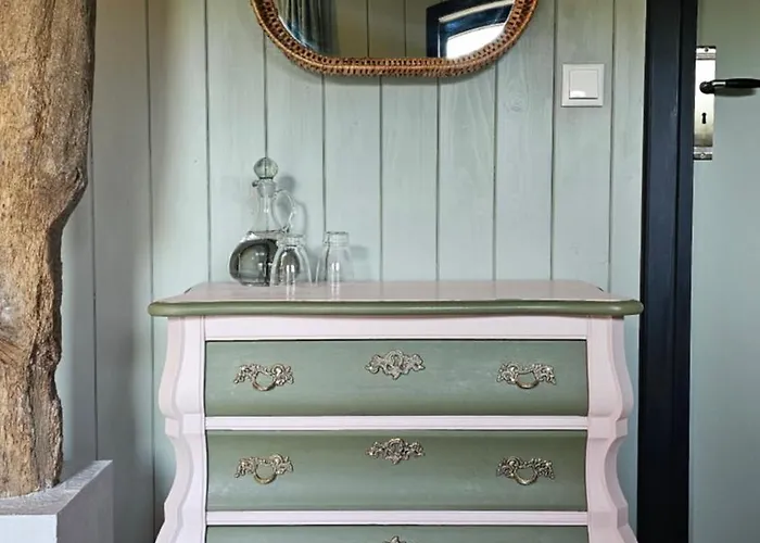 Pleisterplaats Schoeppert 3* Neede