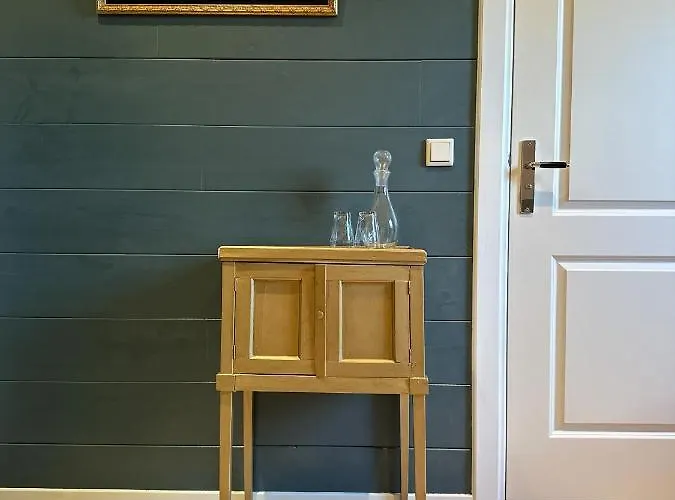 Pleisterplaats Schoeppert 3* Neede